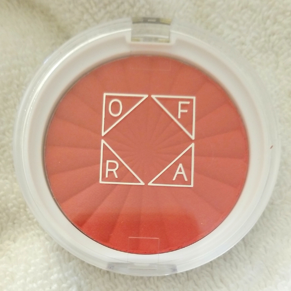 Ofra Blush In Candy Apple